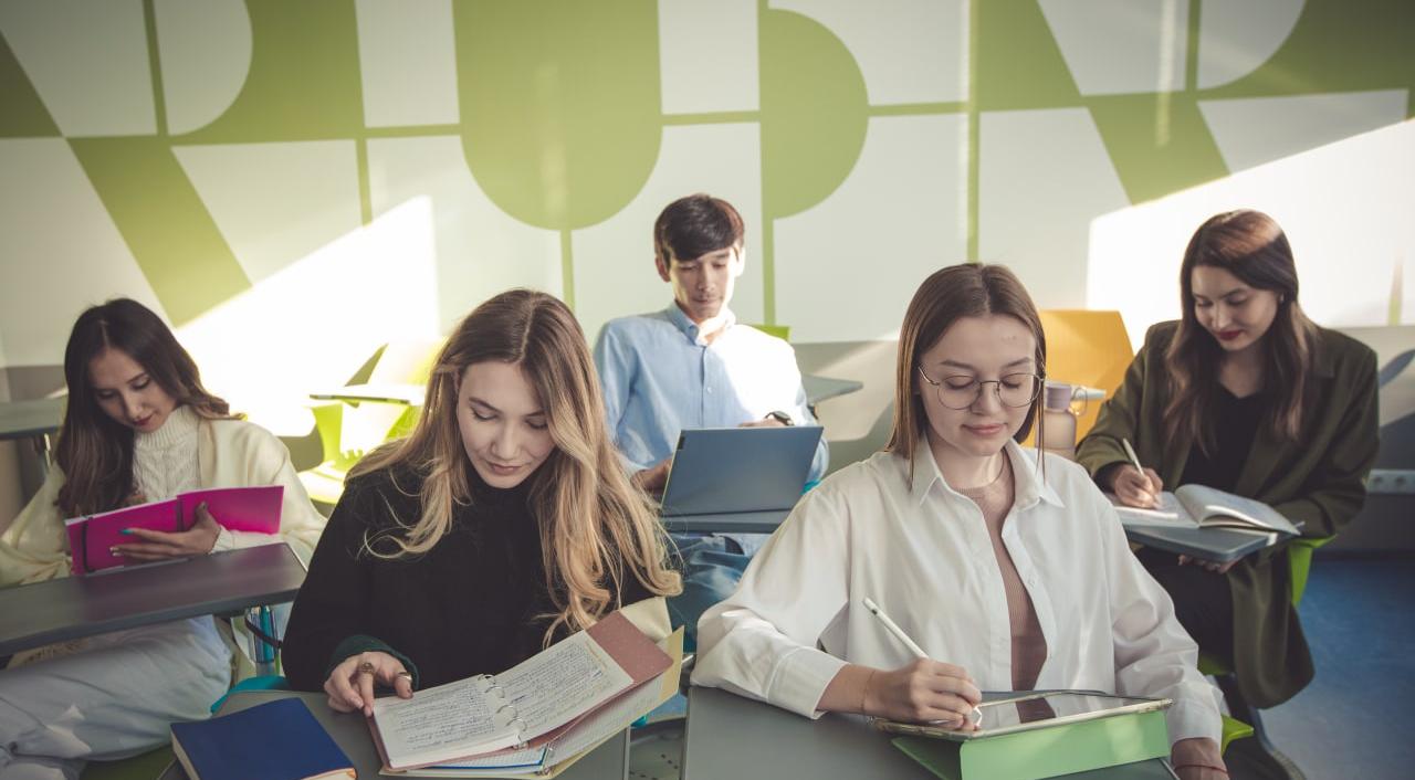 Практики и работодатели | Лингвистика